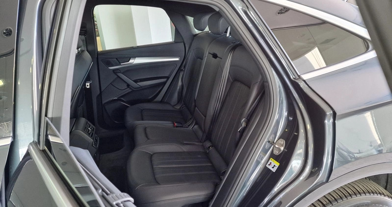 Audi Q5 Sportback cena 224900 przebieg: 27099, rok produkcji 2023 z Łobżenica małe 596